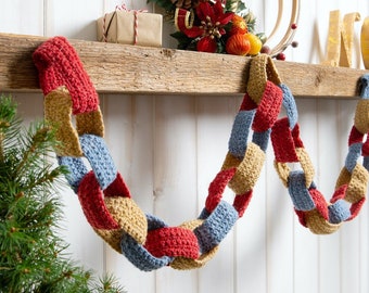 Christmas Paper Chain Crochet Kit | Handmade Party Decorations | Beginners Crochet | Christmas Craft Kit By Wool Couture