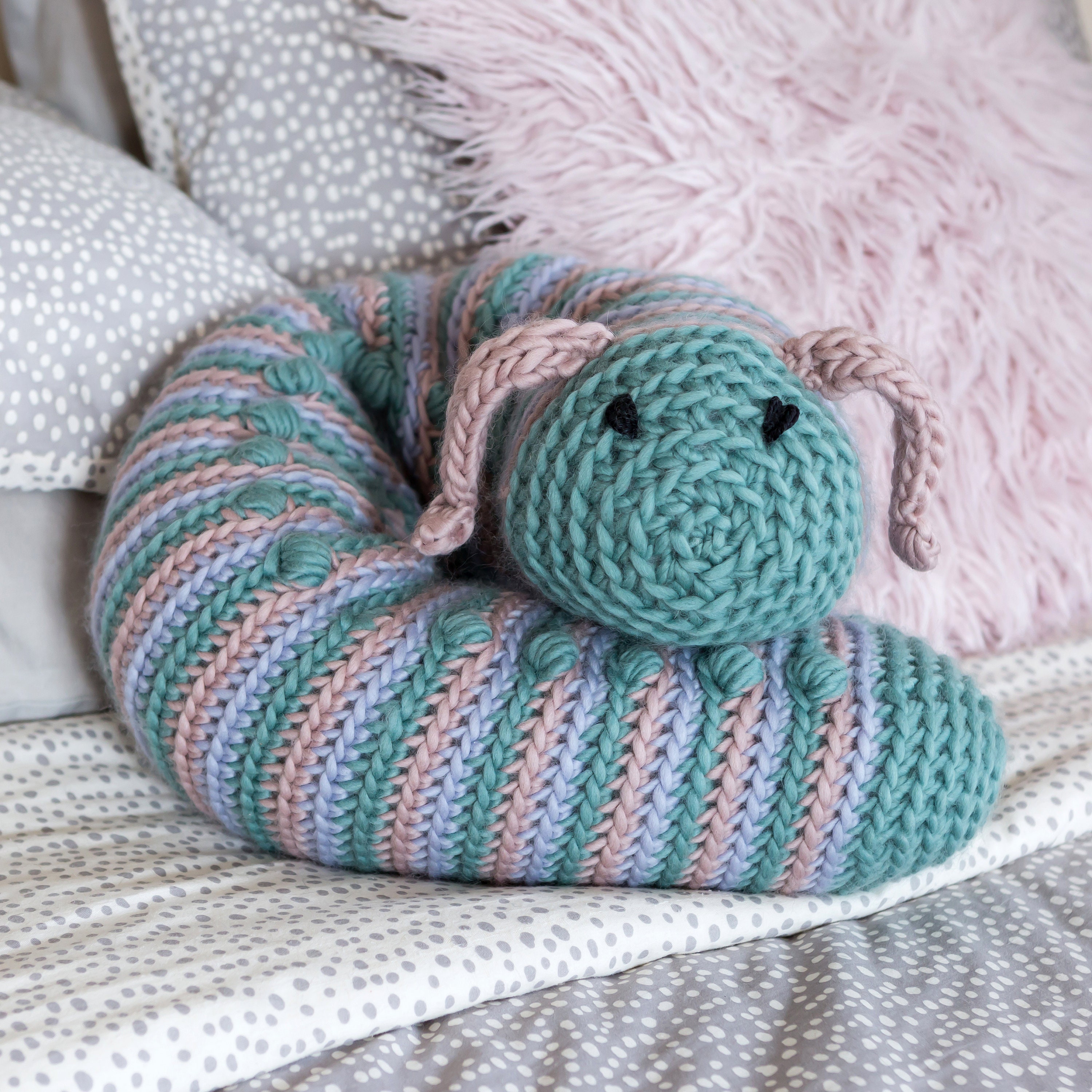 Yarnplaza Cuddly Toy Cat XL Crochet Kit 