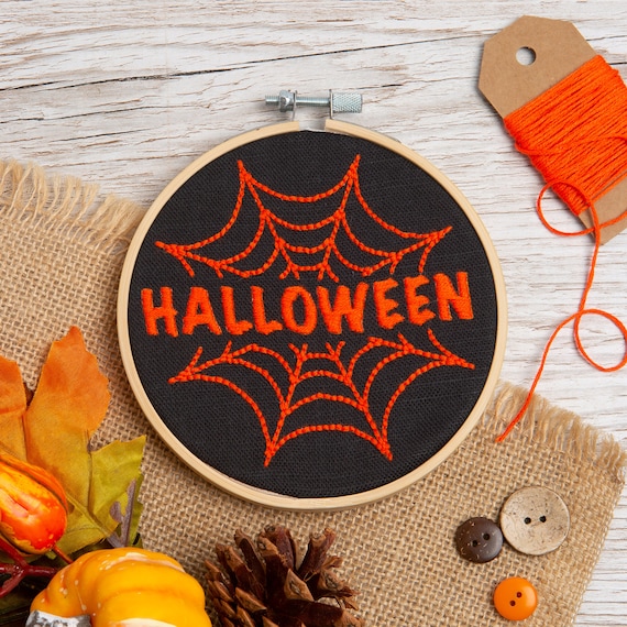 Halloween Easy Beginners Embroidery Kit | Halloween Embroidery | Wool Couture
