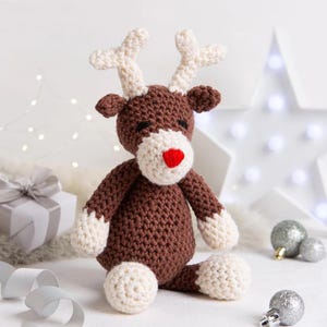 Reindeer Crochet Kit. Easy Crochet Kit. Christmas Reindeer Crochet Pattern By Wool Couture. Simple Crochet Craft Kit.