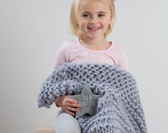 Baby Blanket Knitting Kit. Amias Chunky Throw knit kit. Beginners knitting pattern. Learn to knit with Wool Couture.