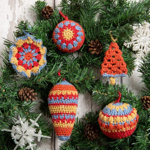 Christmas Decoration Crochet Kit. Intermediate Level Crochet Kit