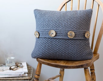 Cushion Knitting Kit. Seed Stitch Pillow Knit kit. Easy knitting pattern by Wool Couture.