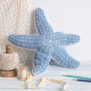 Sjöstjärnan Savanna | Enkelt stickkit | Sealife Nautical Barnrum DIY-tillverkning | Stjärnmönster i bomull från Wool Couture
