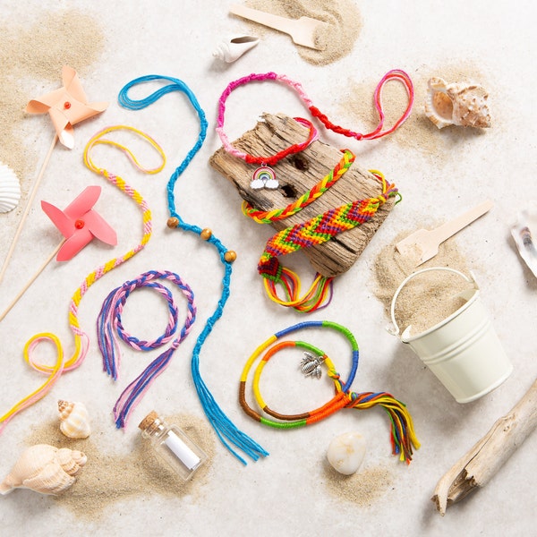 Friendship bracelet kit for kids & teens. Give a friendship gift with our friendship bracelet string bracelet making kit by Wool Couture