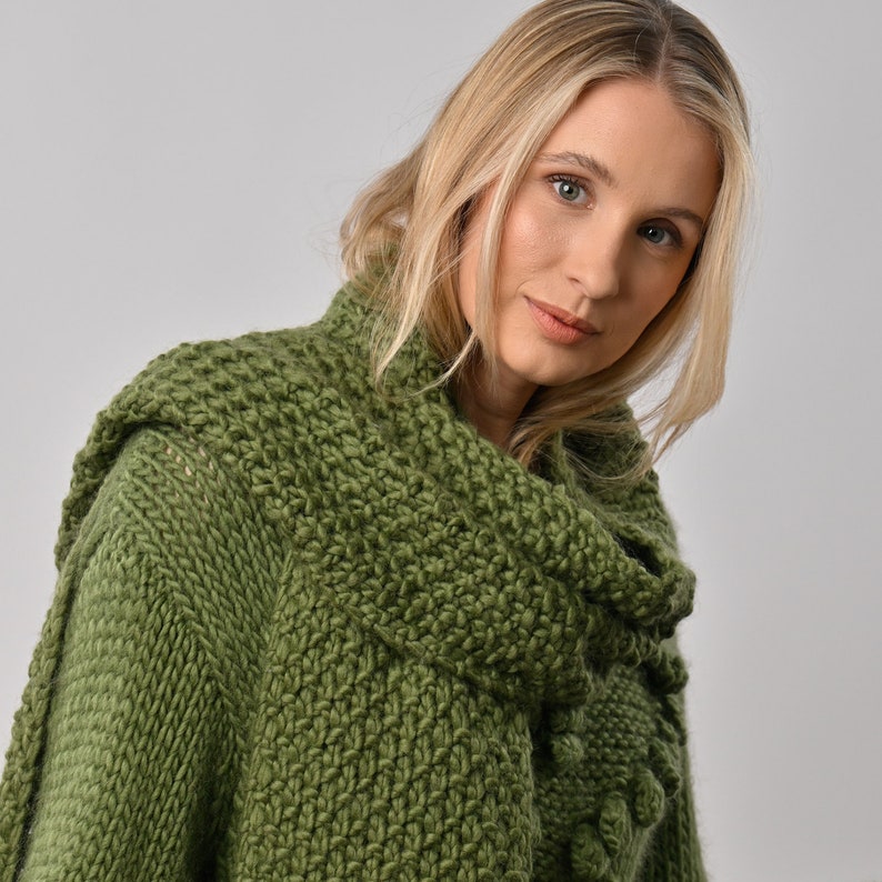 Boyfriend Seed Stitch Scarf Knitting Kit. Boyfriend Chunky Scarf Knit Kit. Beginners knitting pattern by Wool Couture. image 2