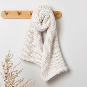 Sam Scarf Beginner Knitting Kit