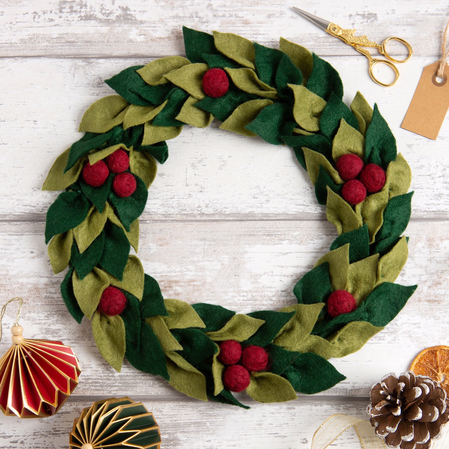 37 Fabulous Felt Crafts For Kids: Simple and Budget-Friendly 12 Felt Christmas Berry Wreath DIY Kit. Winter Holiday Decoration. Felt…
