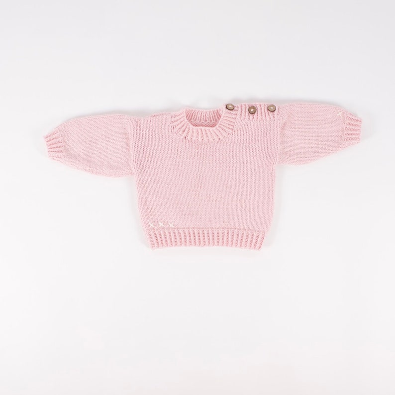 Emma Baby Jumper Kit de punto. Kit de tejido fácil. Patrón de jersey de bebé de Wool Couture imagen 7
