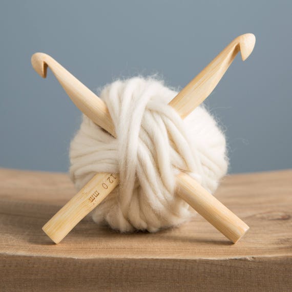 Large Crochet Hooks Bamboo Needles Chunky Jumbo 20mm Yarn Knitting Hook Home DIY