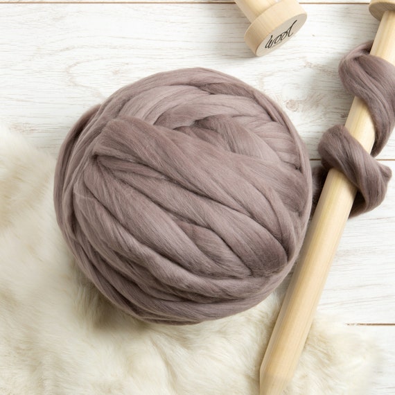 Chunky Wool Yarn DIY Handmade Soft Thick Bulky Arm Knitting Wool Thick Wool  Yarn for Knitting, Crochet, Baby Blanket, Dyed, Felting, Weaving 