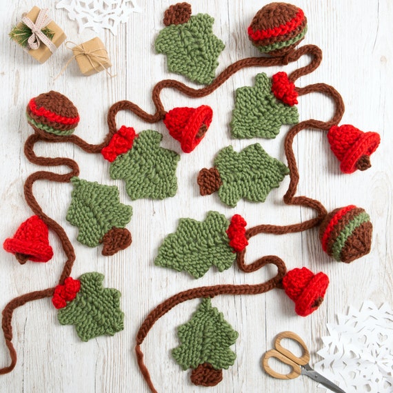 DIY Crochet Kit Christmas Garland