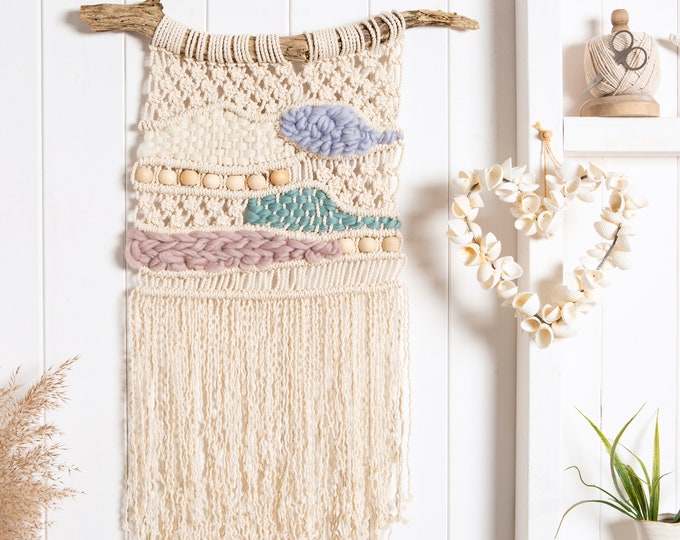 Beginners Macrame Weave Kit.  Easy macrame wall hanging.  Learn to weave. Learn to macrame with Wool Couture.