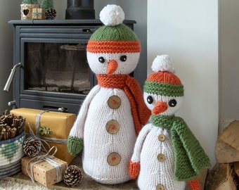 Snowmen Knitting Kit. Christmas Intermediate Knitting Kit. Snowmen Knitting Kit By Wool Couture