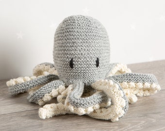 Robyn Octopus Knitting Kit. Amigurumi Octopus. Animal knitting kit. Easy knitting kit. Baby shower gift. Baby Pattern from Wool Couture