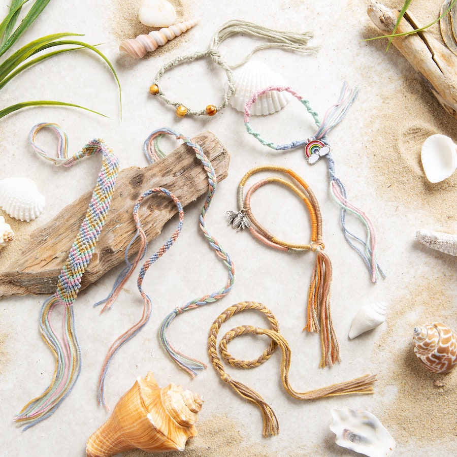 Friendship Bracelets Making Kit – DIY KNOTZ Braclet Maker