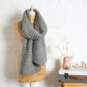 Absolute Beginner Scarf Knitting Kit - Super Easy to Make | Learn to Knit Kit | Knitting Starter Kit | DIY Knitting Kit | Beginner Knit Kit