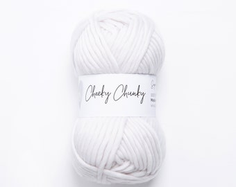 White Super Chunky Yarn. Super Bulky 100g Merino Wool White. Cheeky chunky yarn. Wool couture yarn. Pure merino wool.