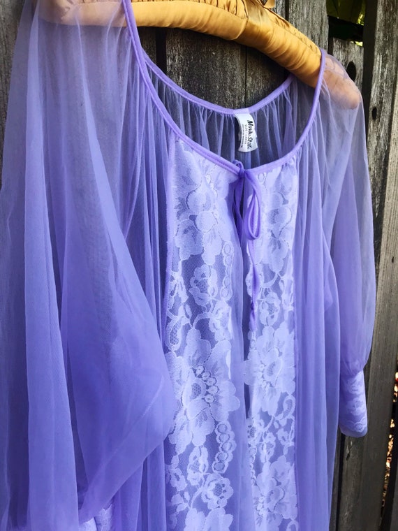 Vintage 1960's Lilac Mesh Lace Nightgown Duster R… - image 1