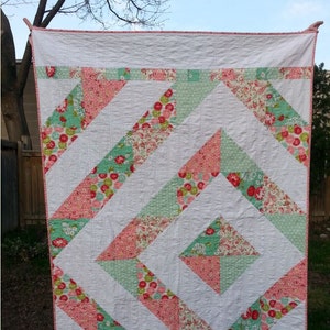Strawberry Swing - Quilt Pattern - Throw Size Quilt