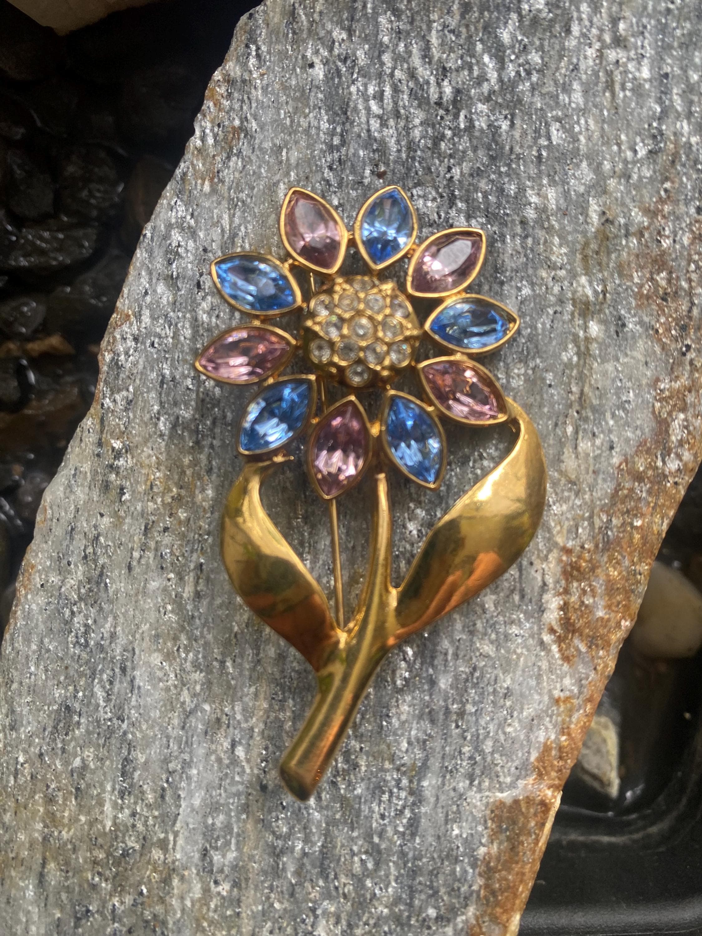 Avon Flower Brooch - Etsy