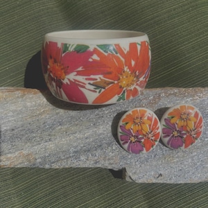 Vintage Avon &quot;Summer Passion&quot; Lucite Bangle Matching steekoorbellen set Lucite