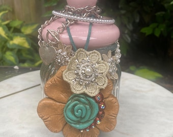 Festival Girl Free Spirt Mystery Jewelry  Jar Vintage - Mod