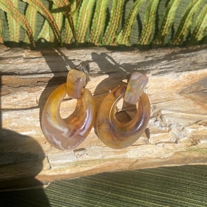Lucite Vintage Marbled translucent Lucite CLIP ON EARRINGS