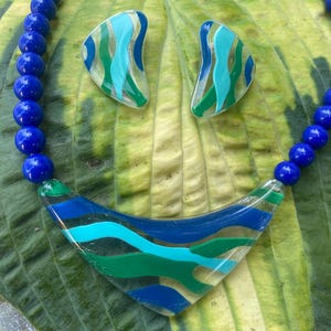 Vintage Avon 80s Waves Collection ketting bijpassende oorbellen set Lucite