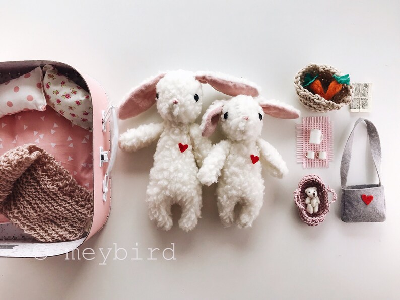 bunny family toys