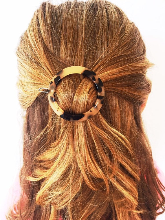tortoise hair clip