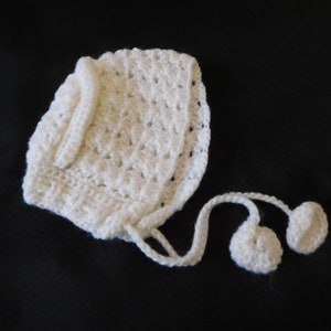 French vintage hand knitted babies white bonnet  (18540) B