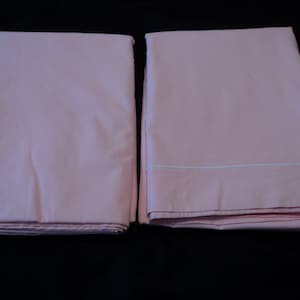 Pair of French Vintage unused pink coloured cotton flat sheets 300 cm x 210 cm  (14476) GSH2