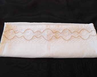 Handmade metis linen and lace guest towel / hand towel (15523) G70