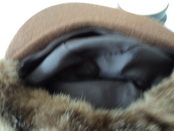 French vintage brown faux fur lined peak hat  (08… - image 6