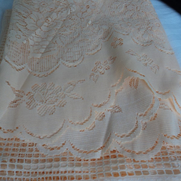 Stunning French vintage peach coloured lace net window curtain 240 cm width x 160 cm length (14114-14115) G9