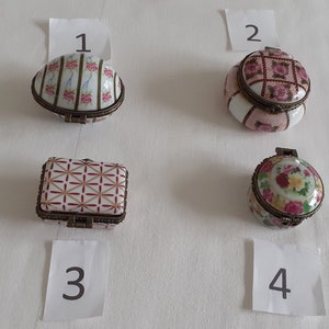 French vintage Porcelain Art collectable pill box