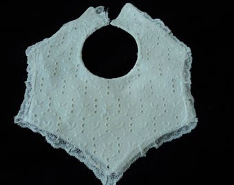 French vintage broderie Anglaise cotton handmade babies bib  (05930) SDR2