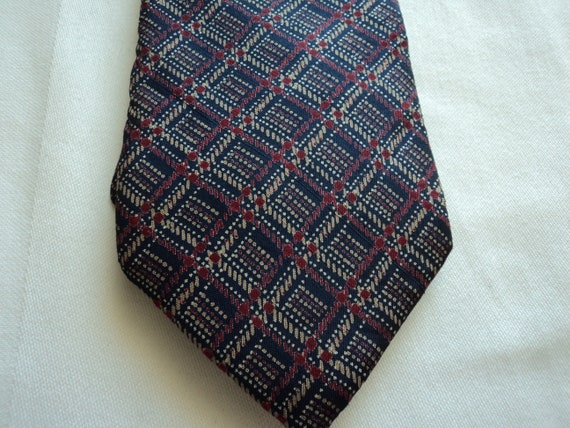 Vintage Jim Thompson men's Thai silk tie with free
