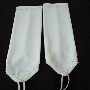French vintage white wedding mittens / gloves   (10758) B