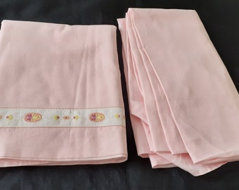 French Vintage pink coloured cotton flat sheet and fitted sheet (19302) G