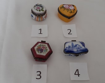 French vintage Porcelain Art collectable pill box vp