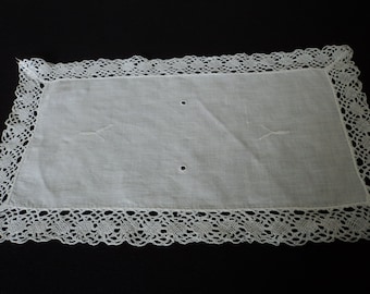 French vintage embroidered linen and lace doily  (11540)  U
