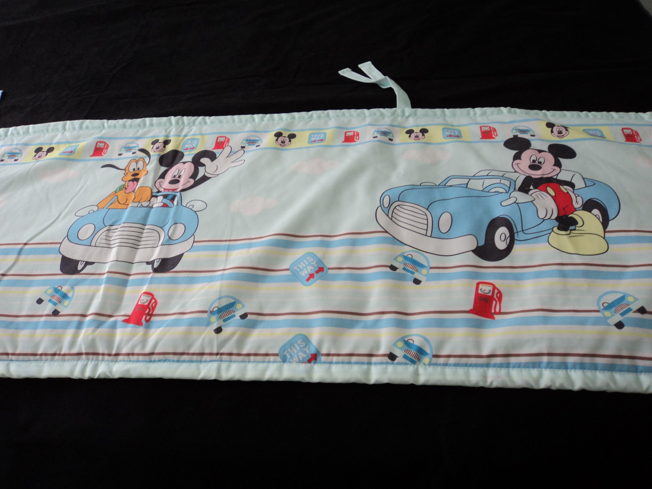 Kansas City Mall Vintage Dundee Disney Babies Mickey Mouse & Friends