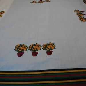French vintage unused polyester cotton square tablecloth 150 cm x 150 cm  (14718) T1  vp
