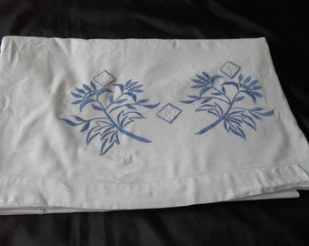 Stunning French vintage cotton embroidered white flat sheet 240 cm x 176 cm (16650) GSH2