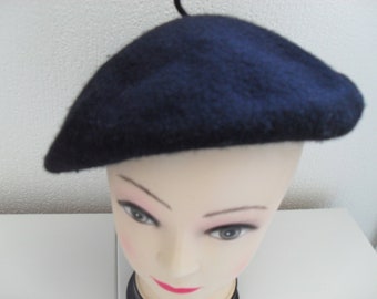 French vintage black wool beret (16293) AA4