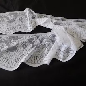 French vintage lace panel net window curtain or pelmet 250 cm width x 29 cm length  (18077) G11