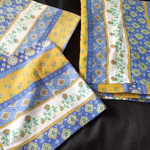 French vintage polyester cotton sheet and two matching pillow cases 300 cm x 240 cm (19548) T1  vp