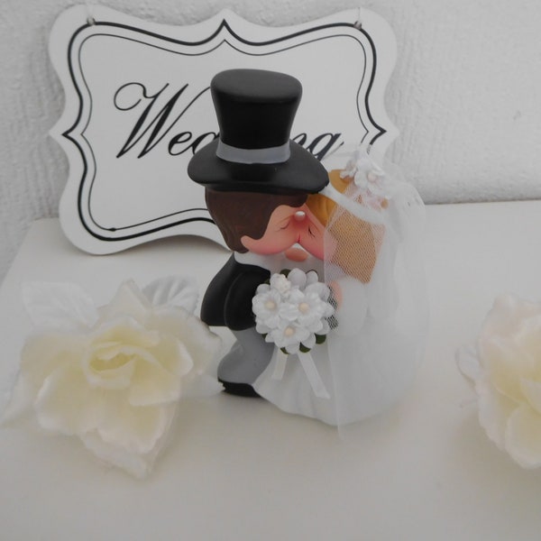 French vintage cute ceramic bride and groom wedding cake topper / decoration (18158-18162) AA2